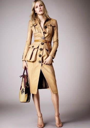 Collezione Designer da donna Burberry .